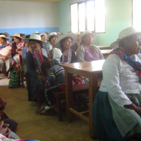 Bolivia-Formacixn_Mujeres.jpg